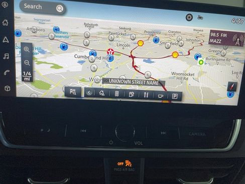 Used 2024 Nissan Altima 2.5 SV w/ SV Premium Package image 10