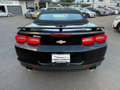 Used 2019 Chevrolet Camaro LT RWD image 8