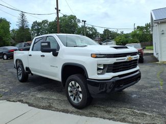 Used 2024 Chevrolet Silverado 2500 Custom w/ Custom Convenience Package AWD/4WD video 1