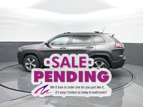 Used 2019 Jeep Cherokee Limited w/ Luxury Group image 41