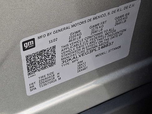 Used 2023 GMC Terrain SLT w/ Infotainment Package II AWD/4WD image 26