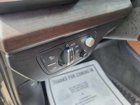 Used 2024 Audi Q5 e Prestige image 21