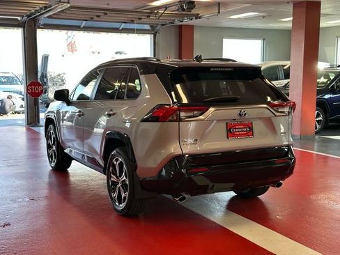 Used 2024 Toyota RAV4 XSE w/ Weather Package AWD/4WD image 5