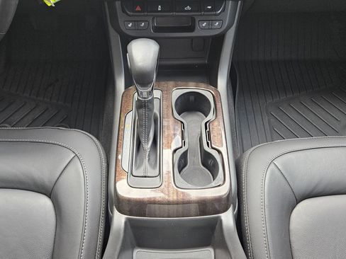 Used 2022 GMC Canyon Elevation w/ Elevation Premium Package image 12