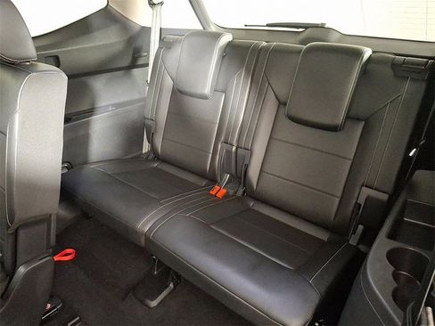 Used 2021 Volkswagen Atlas SE image 15