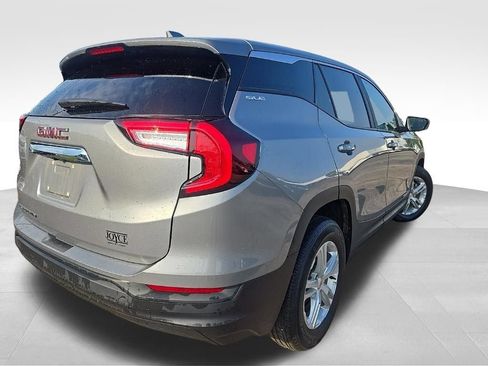 Certified 2023 GMC Terrain SLE FWD image 5