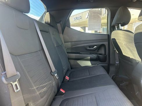 Used 2023 Hyundai Santa Cruz SE image 26