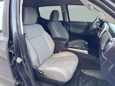 Used 2023 Toyota Tacoma TRD Sport image 26