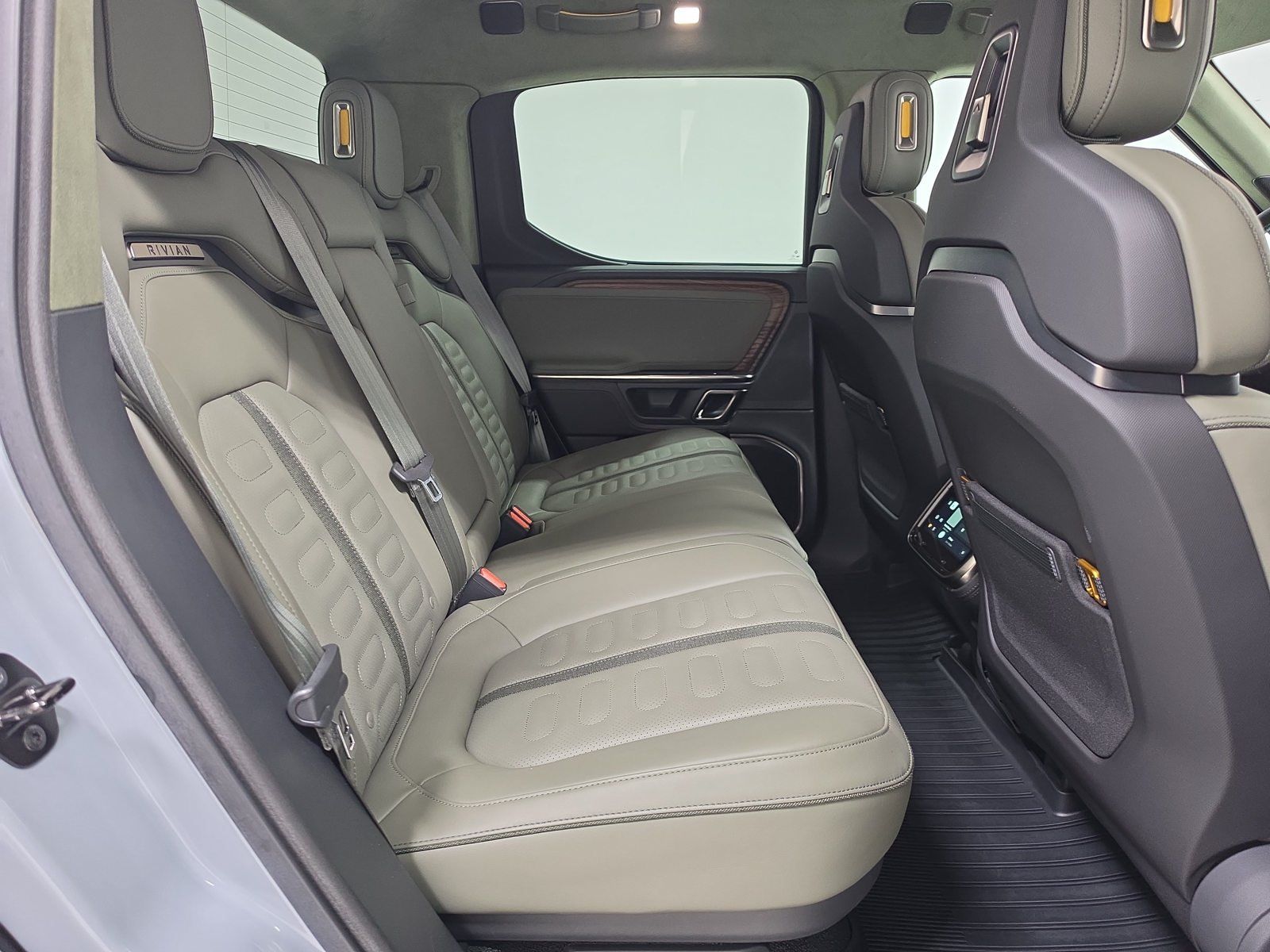 Used 2023 Rivian R1T Adventure Quad AWD/4WD image 22