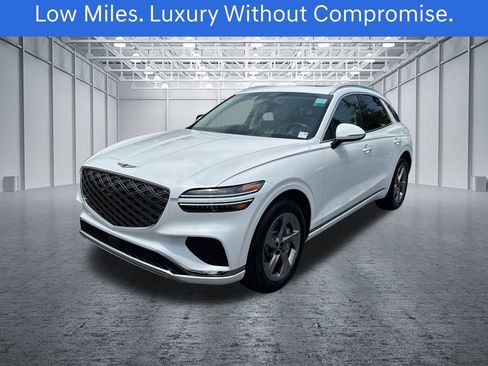 Used 2026 Genesis GV70 2.5T Select AWD/4WD image 4