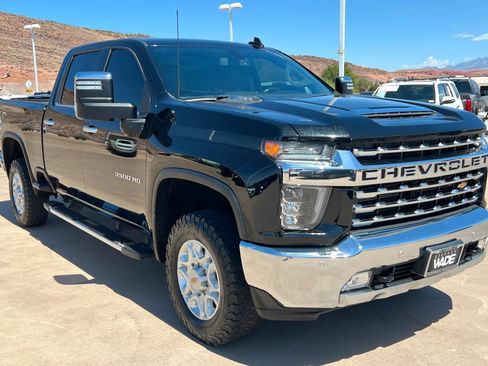 Used 2021 Chevrolet Silverado 3500 LTZ w/ LTZ Plus Package AWD/4WD image 8