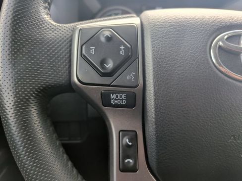 Used 2022 Toyota Tacoma SR5 w/ Technology Package RWD image 19