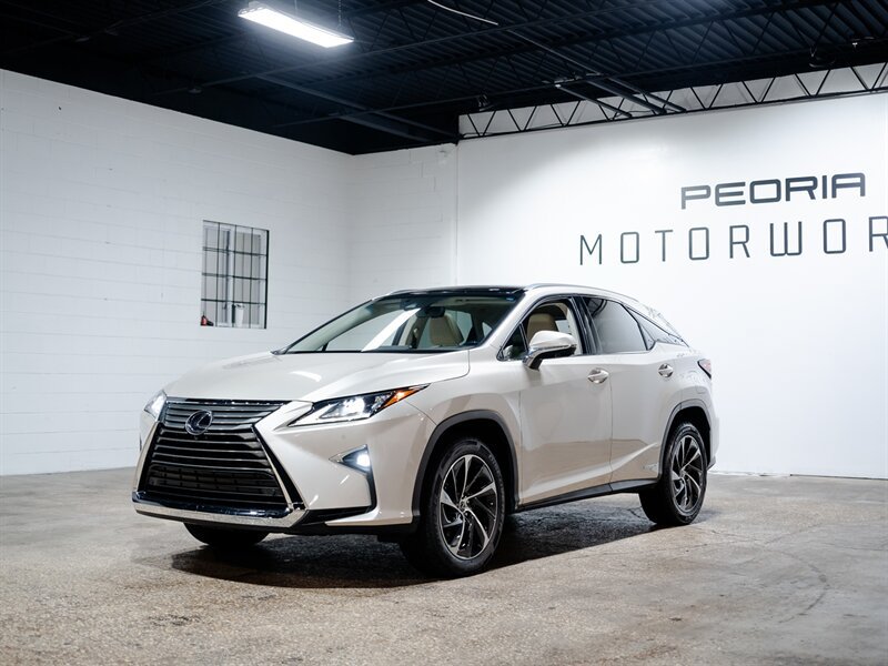 Used 2018 Lexus RX 450h AWD w/ Luxury Package image 5