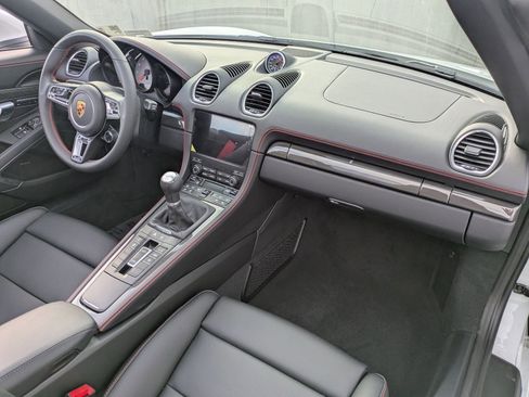 New 2025 Porsche 718 Boxster S image 19