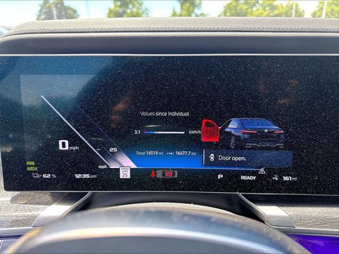 Used 2024 BMW i7 M70 AWD/4WD image 15