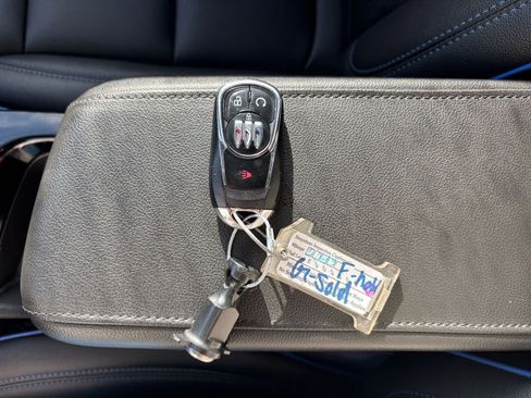 Used 2025 Buick Envista Sport Touring image 22