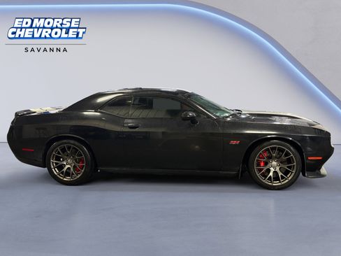 Used 2015 Dodge Challenger SRT image 6
