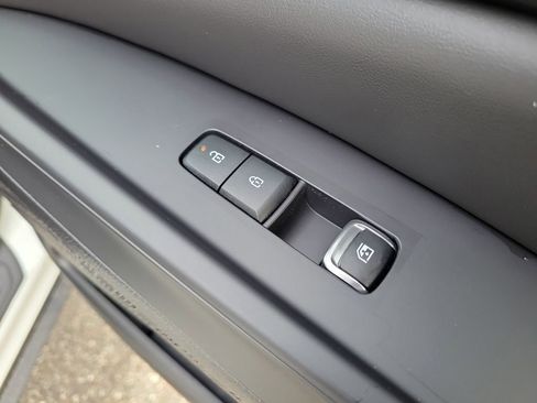 New 2026 Kia Carnival SX Prestige FWD image 11