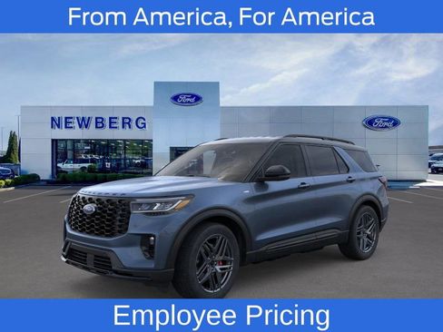 New 2025 Ford Explorer ST-Line w/ Premium Package AWD/4WD image 3