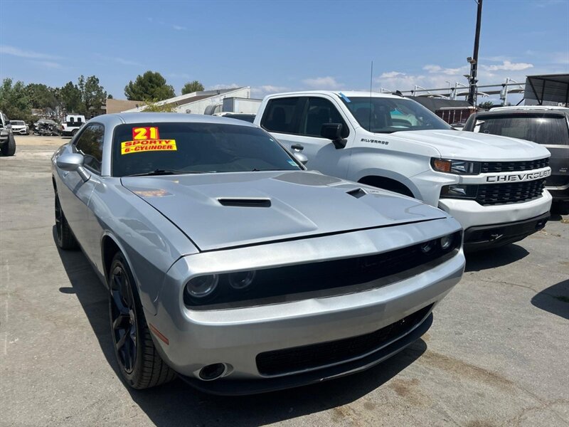 Used 2021 Dodge Challenger SXT w/ Blacktop Package RWD image 11