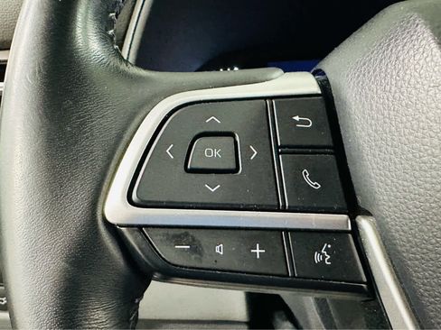 Certified 2023 Toyota Highlander LE image 13