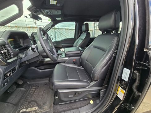 Used 2025 Ford F150 Lariat w/ Equipment Group 501A Mid image 10