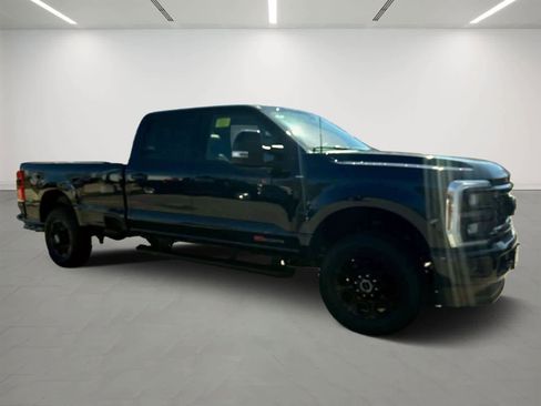 Used 2025 Ford F350 Lariat w/ Lariat Ultimate Package AWD/4WD image 5