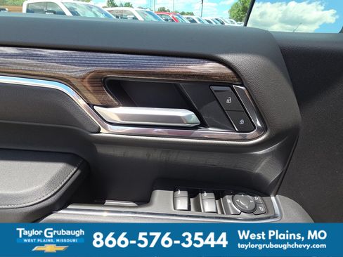 New 2026 Chevrolet Silverado 1500 LT Trail Boss w/ Safety Package AWD/4WD image 14