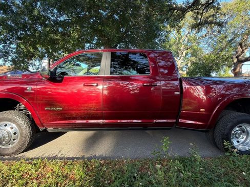 Used 2023 RAM 3500 Limited AWD/4WD image 17