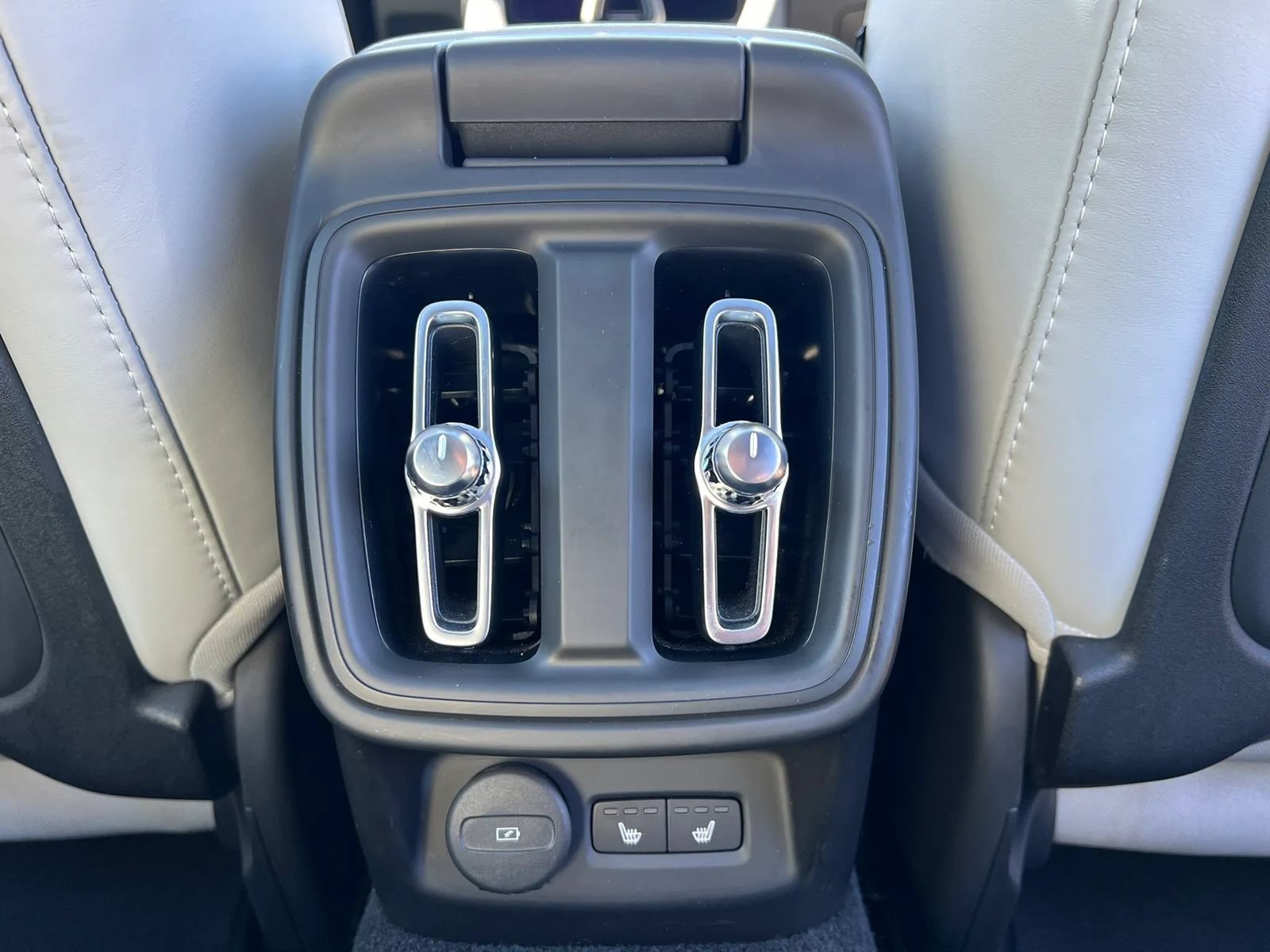 Used 2024 Polestar Polestar 2 AWD/4WD image 35