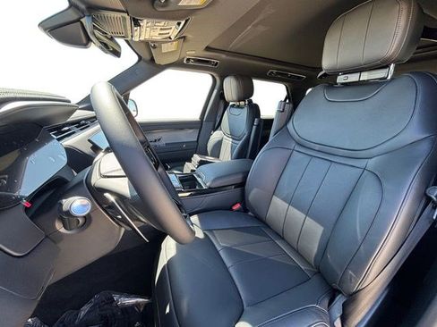 New 2026 Land Rover Range Rover Sport Dynamic SE AWD/4WD image 11