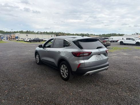 Used 2024 Ford Escape Active FWD image 3