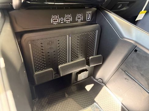 New 2026 RAM 1500 Rebel w/ Rebel Level 2 Equipment Group AWD/4WD image 30