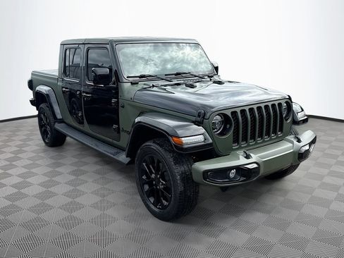 Used 2021 Jeep Gladiator Overland AWD/4WD image 4