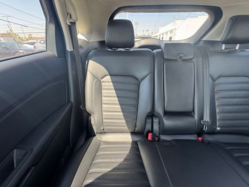 Used 2024 Ford Edge SEL image 37