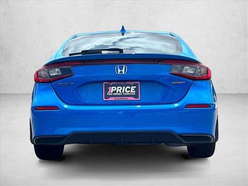 Used 2024 Honda Civic Sport image 4