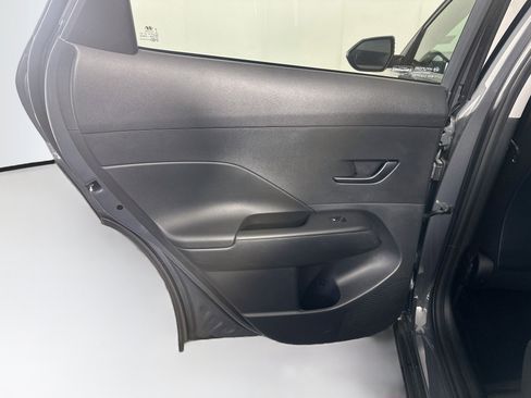 Used 2025 Hyundai Kona SEL FWD image 26