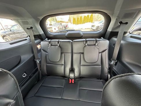 Certified 2023 Ford Explorer Limited w/ Equipment Group 301A image 19