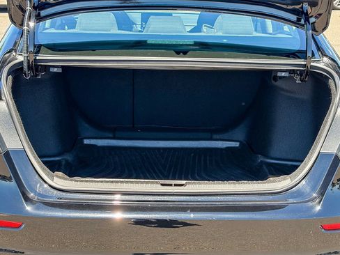 Used 2023 Honda Accord EX image 54