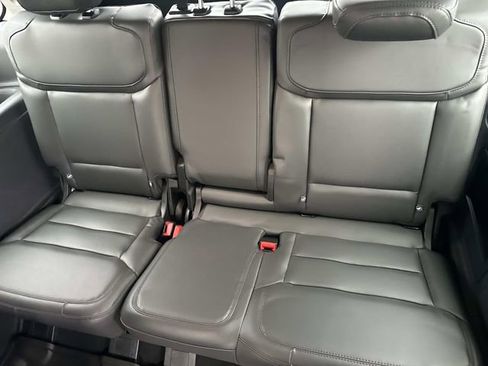 New 2025 Ford Expedition Active image 26