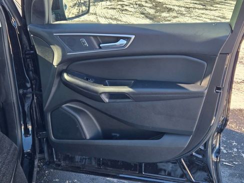 Used 2022 Ford Edge SEL w/ Convenience Package image 5