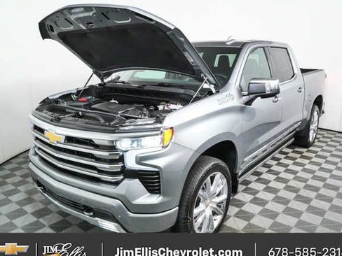 New 2026 Chevrolet Silverado 1500 High Country AWD/4WD image 32