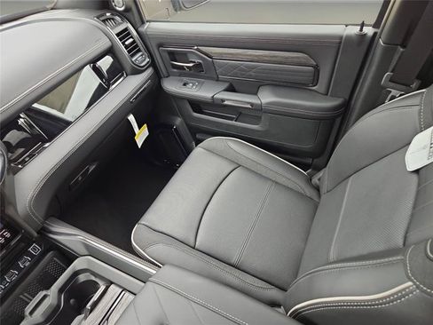 New 2026 RAM 2500 Limited AWD/4WD image 41