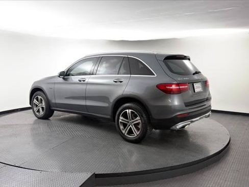 Used 2019 Mercedes-Benz GLC 350e 4MATIC image 6