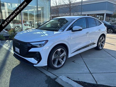 Used 2025 Audi Q4 e-tron Premium Plus w/ Premium Plus image 1