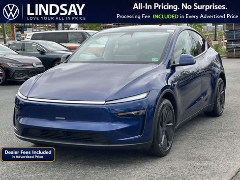 Used 2026 Tesla Model Y AWD image 4