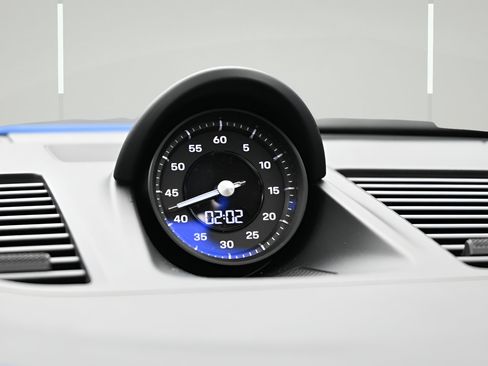 Certified 2022 Porsche 911 Targa 4S AWD/4WD image 17