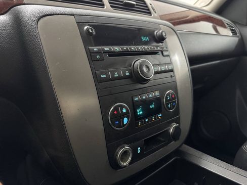 Used 2012 GMC Sierra 1500 SLT w/ Suspension Package, Off-Road AWD/4WD image 29