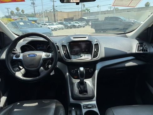 Used 2015 Ford Escape SE w/ Equipment Group 201A AWD/4WD image 20