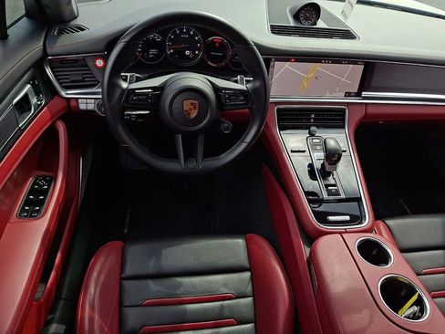 Used 2021 Porsche Panamera GTS AWD/4WD image 11